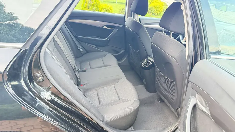 HYUNDAI i40 -