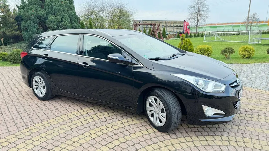 HYUNDAI i40 -