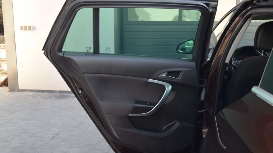 OPEL Insignia -