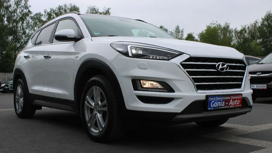 HYUNDAI Tucson -