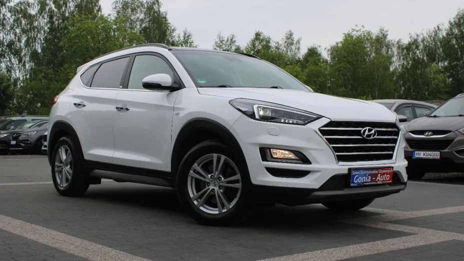 HYUNDAI Tucson -