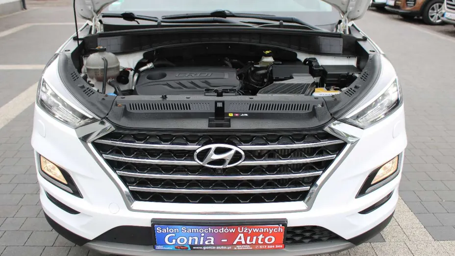 HYUNDAI Tucson -