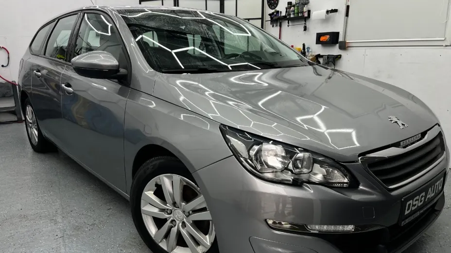 PEUGEOT 308 -