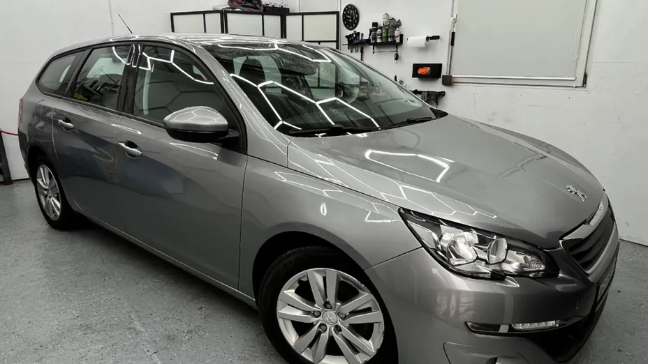 PEUGEOT 308 -