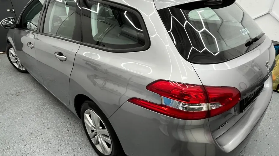 PEUGEOT 308 -