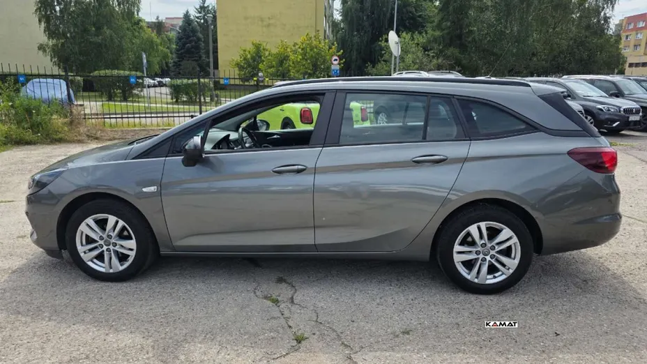 OPEL Astra -