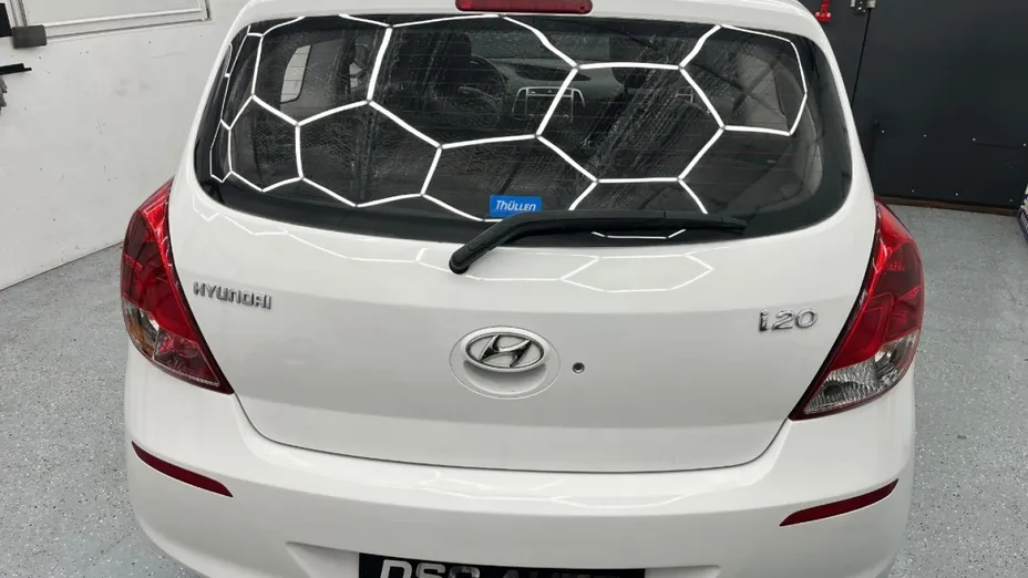 HYUNDAI i20 -