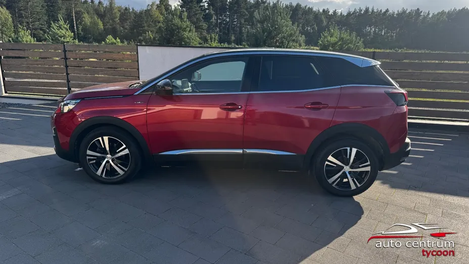 PEUGEOT 3008 -