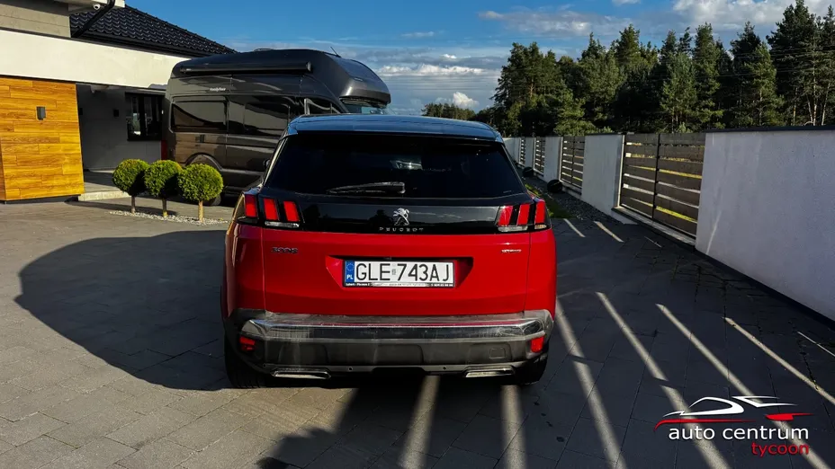 PEUGEOT 3008 -