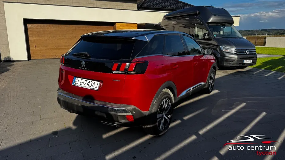 PEUGEOT 3008 -
