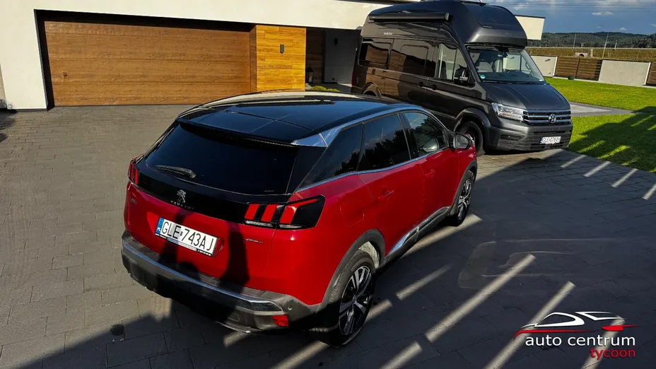 PEUGEOT 3008 -