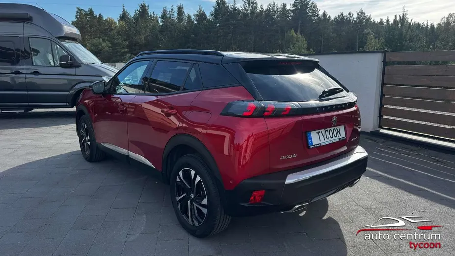 PEUGEOT 2008 -