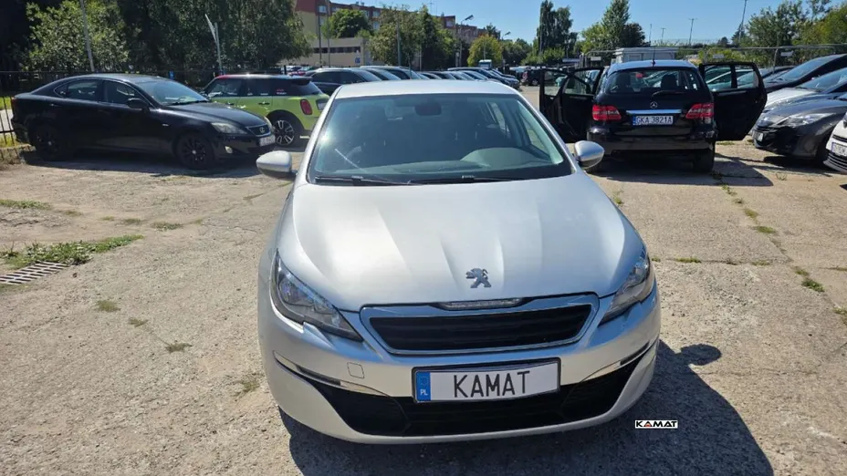 PEUGEOT 308 -