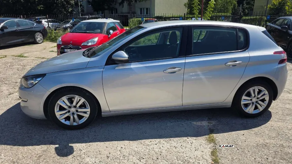 PEUGEOT 308 -