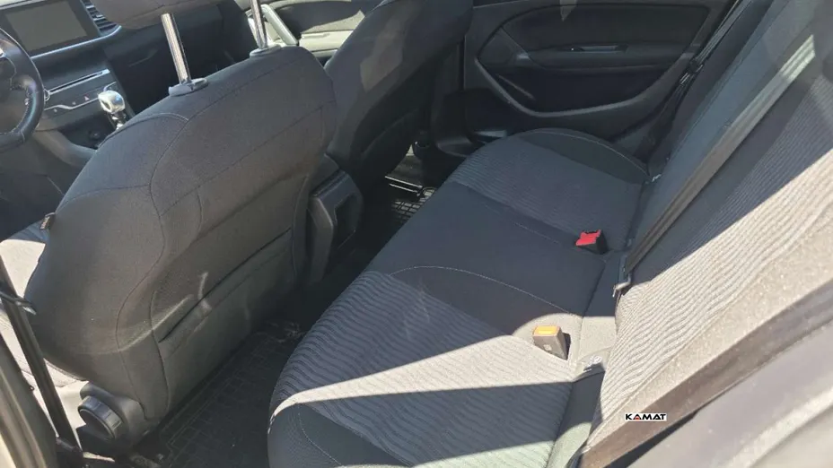 PEUGEOT 308 -