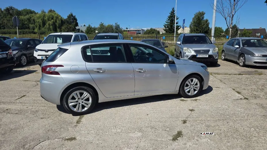 PEUGEOT 308 -