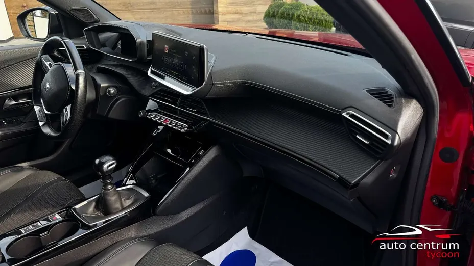 PEUGEOT 2008 -