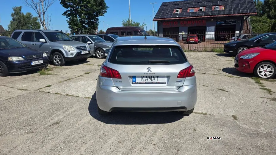 PEUGEOT 308 -