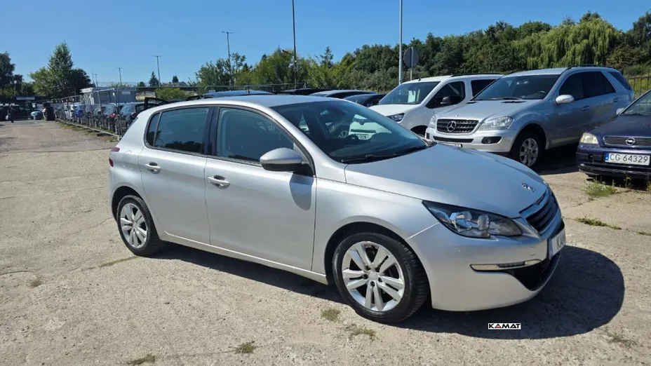 PEUGEOT 308 -
