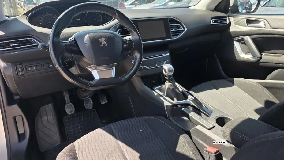PEUGEOT 308 -