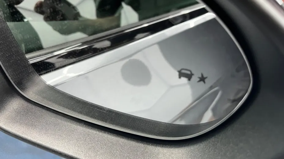 OPEL Insignia -