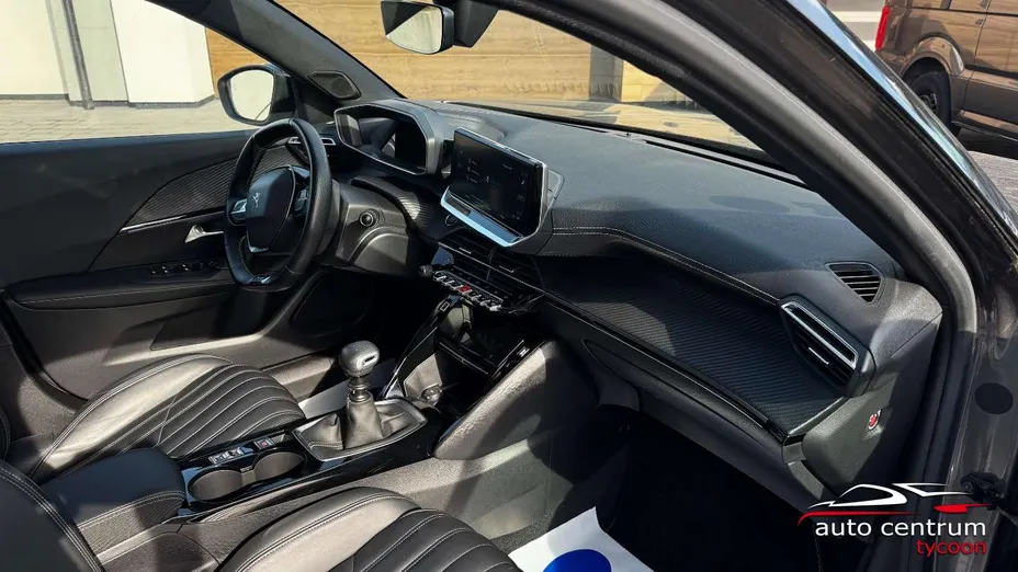 PEUGEOT 2008 -