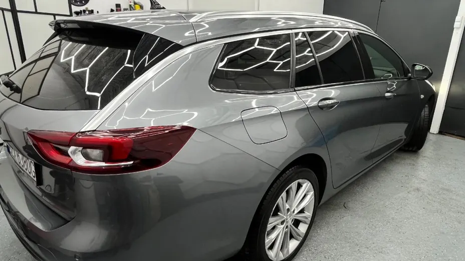 OPEL Insignia -