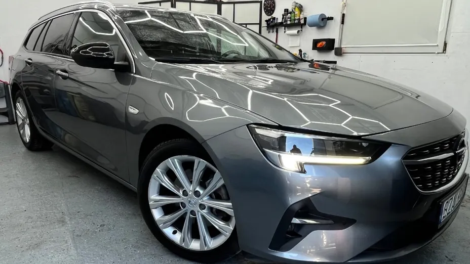 OPEL Insignia -