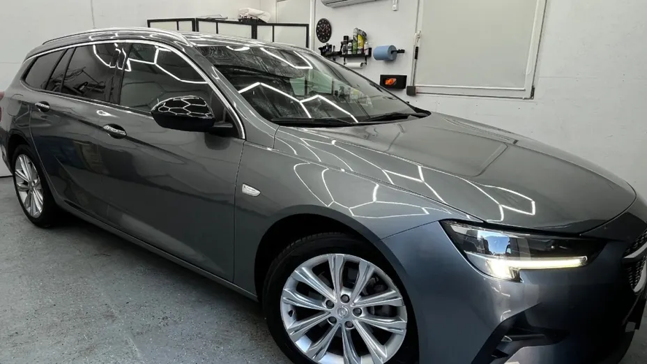 OPEL Insignia -