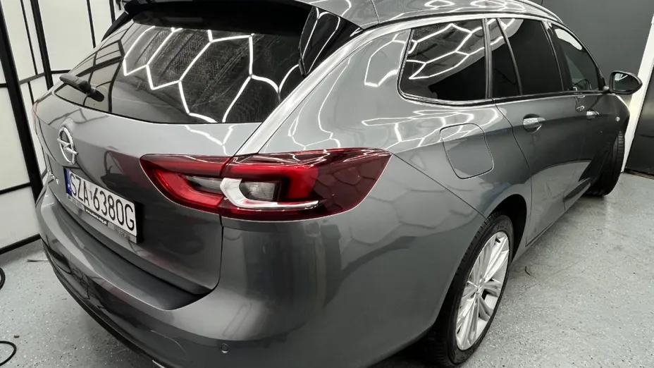 OPEL Insignia -