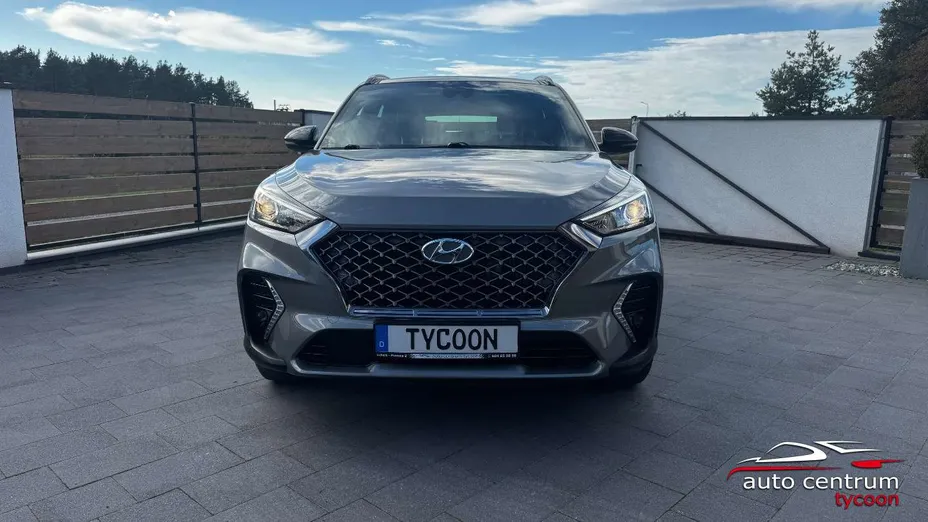 HYUNDAI Tucson -
