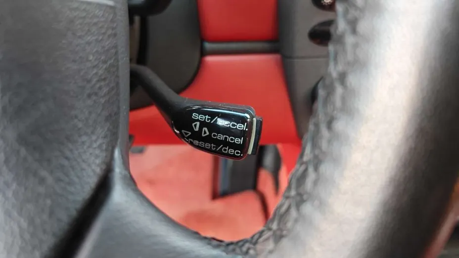 PORSCHE 911 -
