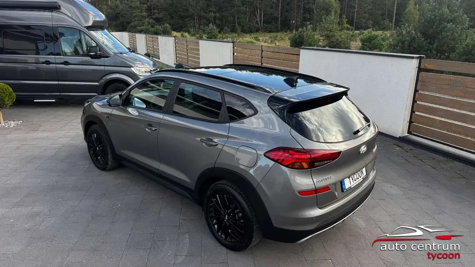 HYUNDAI Tucson -