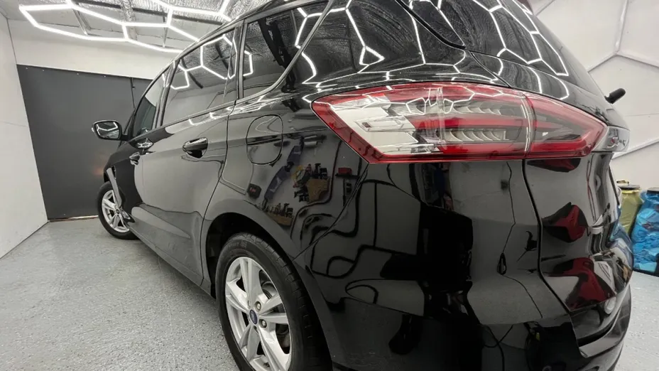 FORD S-MAX -