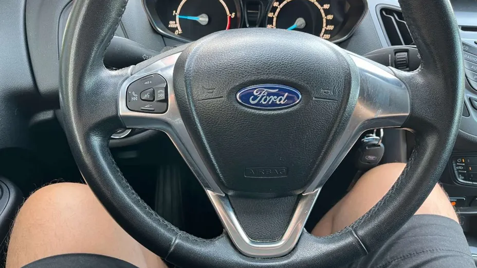 FORD B-MAX -