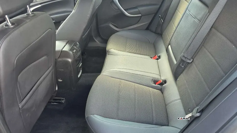 OPEL Insignia -
