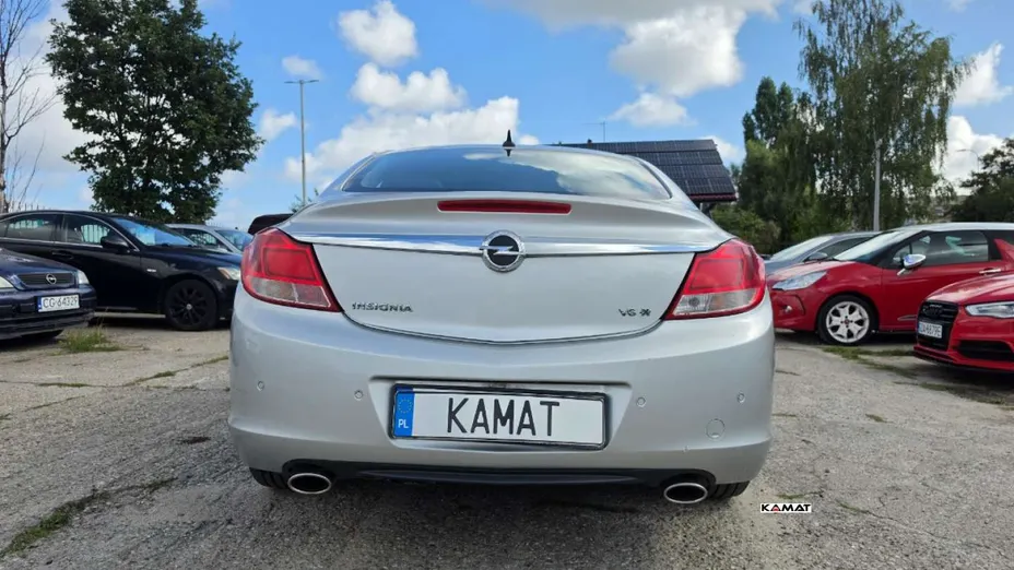 OPEL Insignia -