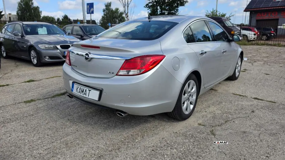 OPEL Insignia -