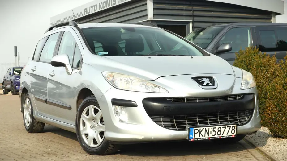 PEUGEOT 308 -