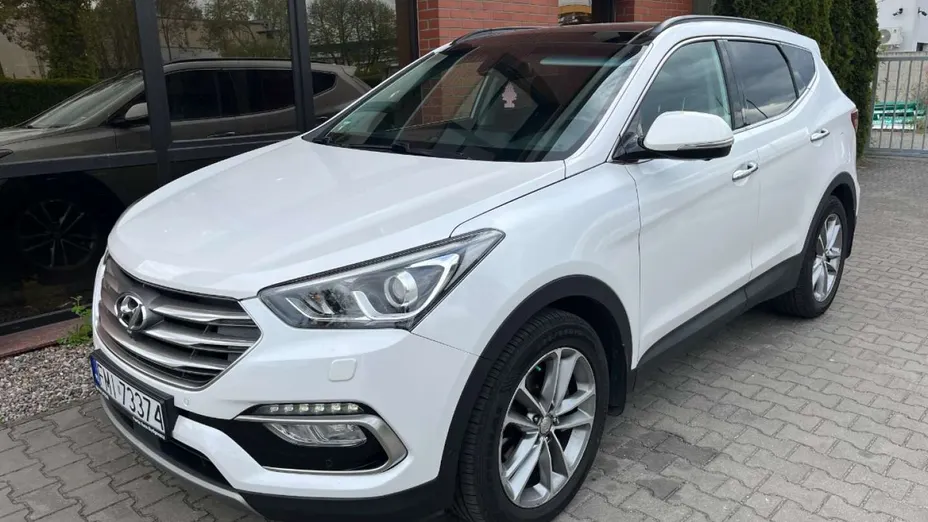 HYUNDAI Santa Fe -