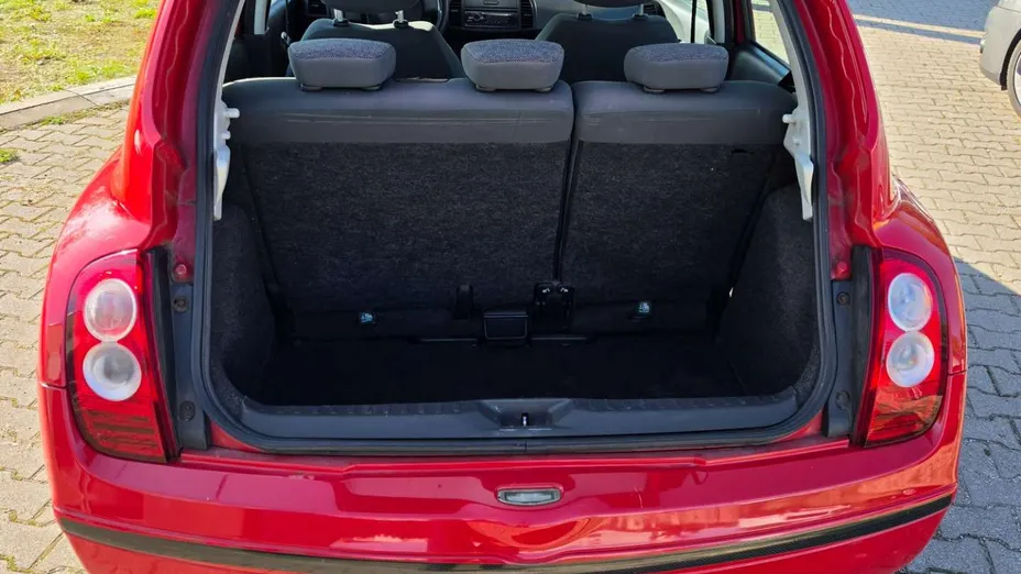 NISSAN Micra -