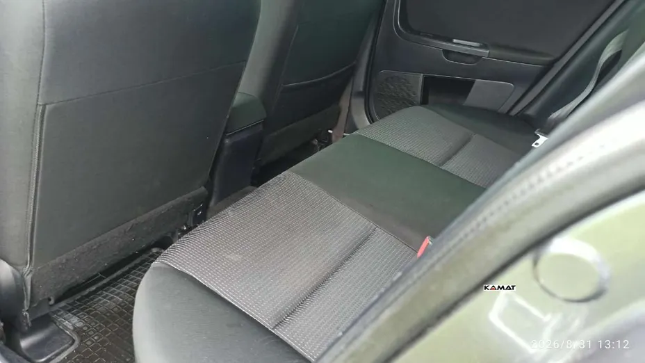 MITSUBISHI Lancer -
