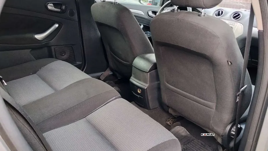 FORD Mondeo -