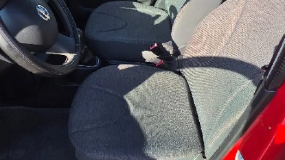 NISSAN Micra -