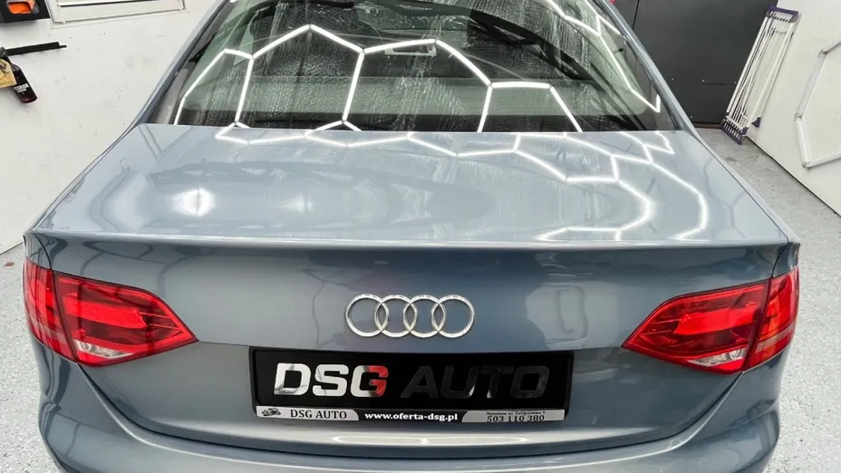 AUDI A4 -