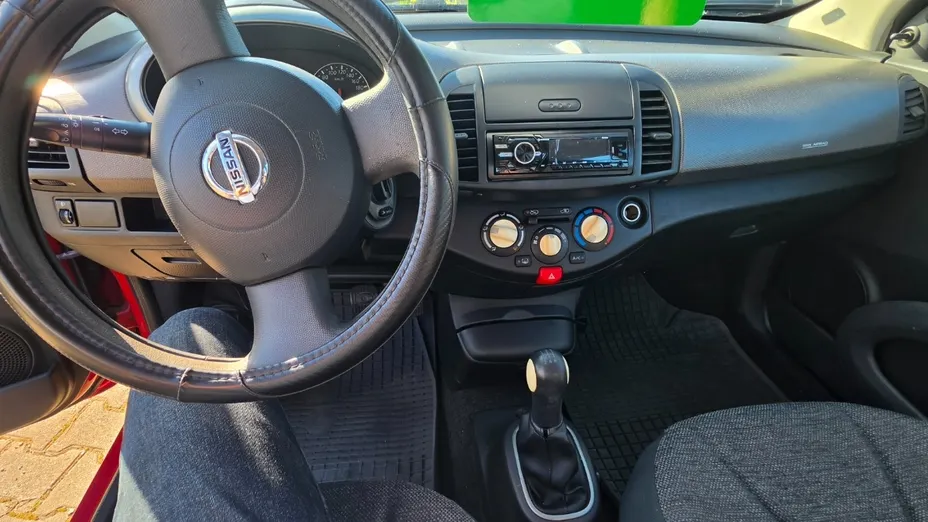 NISSAN Micra -