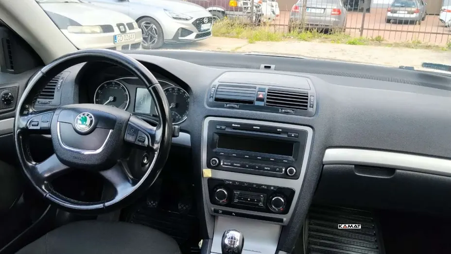 SKODA Octavia -