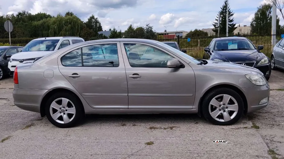 SKODA Octavia -