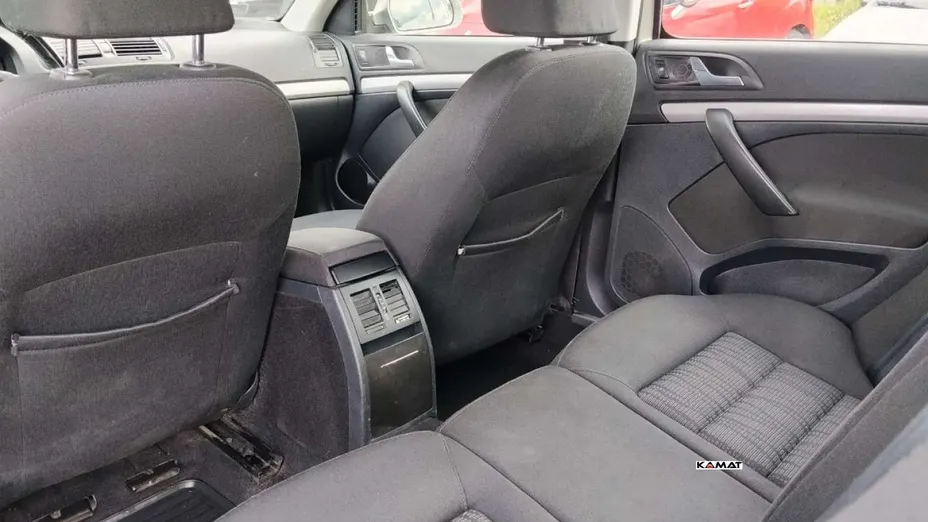 SKODA Octavia -