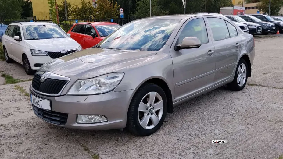 SKODA Octavia -